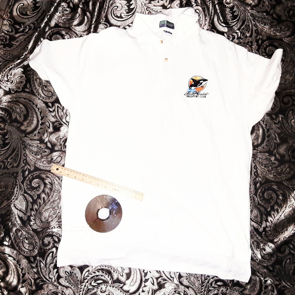 new PINE ISLAND xl mens white shirt